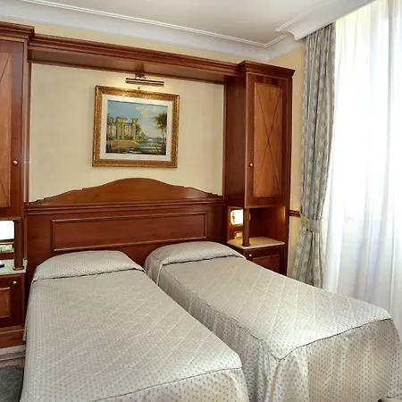 Hotel Hiberia 3*