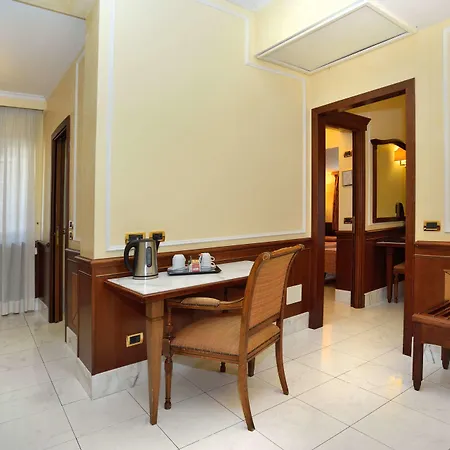 Hiberia Hotel