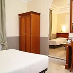 Hiberia Отель 3*