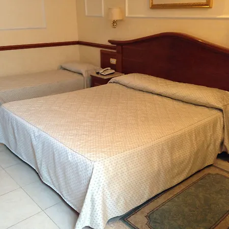 Hiberia 3*
