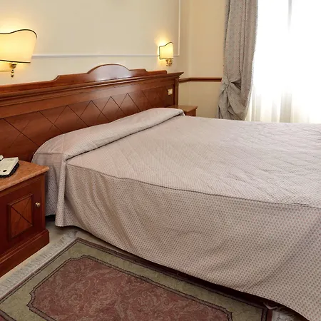 Hiberia Hotel